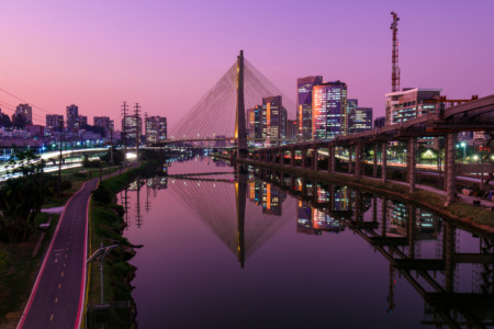 Ponte Estaiada, em São Paulo Ponte Estaiada, em São Paulo