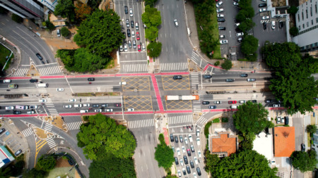 Cruzamento da avenida Rebouças com avenida Brasil Cruzamento da avenida Rebouças com avenida Brasil
