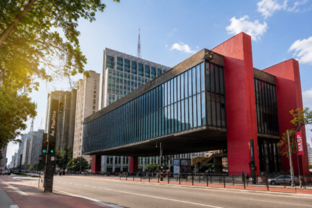 O IPTU São Paulo é um imposto anual cobrado pela prefeitura da cidade O IPTU São Paulo é um imposto anual cobrado pela prefeitura da cidade