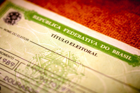 Título eleitoral; saiba por que não faz sentido adiar compra de imóvel em ano eleitoral Título eleitoral; saiba por que não faz sentido adiar compra de imóvel em ano eleitoral