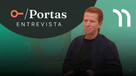 Cleiton Brietzig no estúdio do Portas Entrevista falando sobre os 10 anos de história da fiança aluguel no Brasil. Cleiton Brietzig no estúdio do Portas Entrevista falando sobre os 10 anos de história da fiança aluguel no Brasil.
