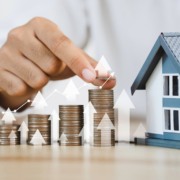 Recorde no crédito imobiliário exige cautela para 2027 diante dos juros altos, pressão sobre a classe média e risco de sobreoferta. Recorde no crédito imobiliário exige cautela para 2027 diante dos juros altos, pressão sobre a classe média e risco de sobreoferta.