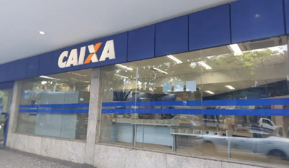 Fachada de agência da Caixa Econômica Federal Fachada de agência da Caixa Econômica Federal
