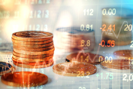 Gráficos e moedas para página de indicadores econômicos com impacto no mercado imobiliário Gráficos e moedas para página de indicadores econômicos com impacto no mercado imobiliário